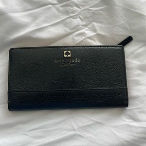 Black Kate Spade Wallet ♠️